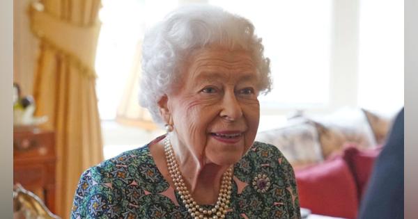 96歳になったエリザベス女王、バービー人形になる。王冠やメダル細部のこだわりがすごい【画像】