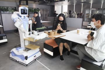 東京・羽田の技術拠点でイベント　ロボットやARに人気