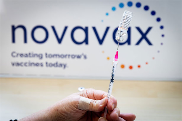 ノババックスのコロナ・インフル混合ワクチン、初期治験で良好な結果