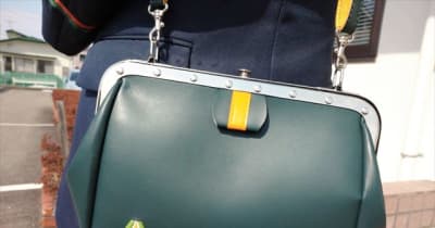 福島の会津鉄道とランドセル製造業者が「車掌バッグ」共同開発　全5色で一般販売