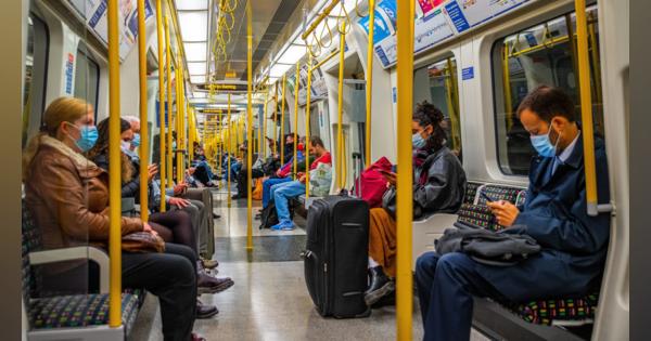 「ジロジロ見るのはセクハラ」に反論し地下鉄で“実験”。雑誌記事に批判が集中 イギリス