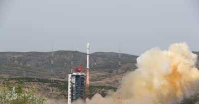 中国、地球観測衛星8基の同時打ち上げに成功