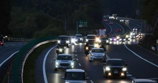 栃木県内でUターンラッシュ　高速道路、新幹線で混雑