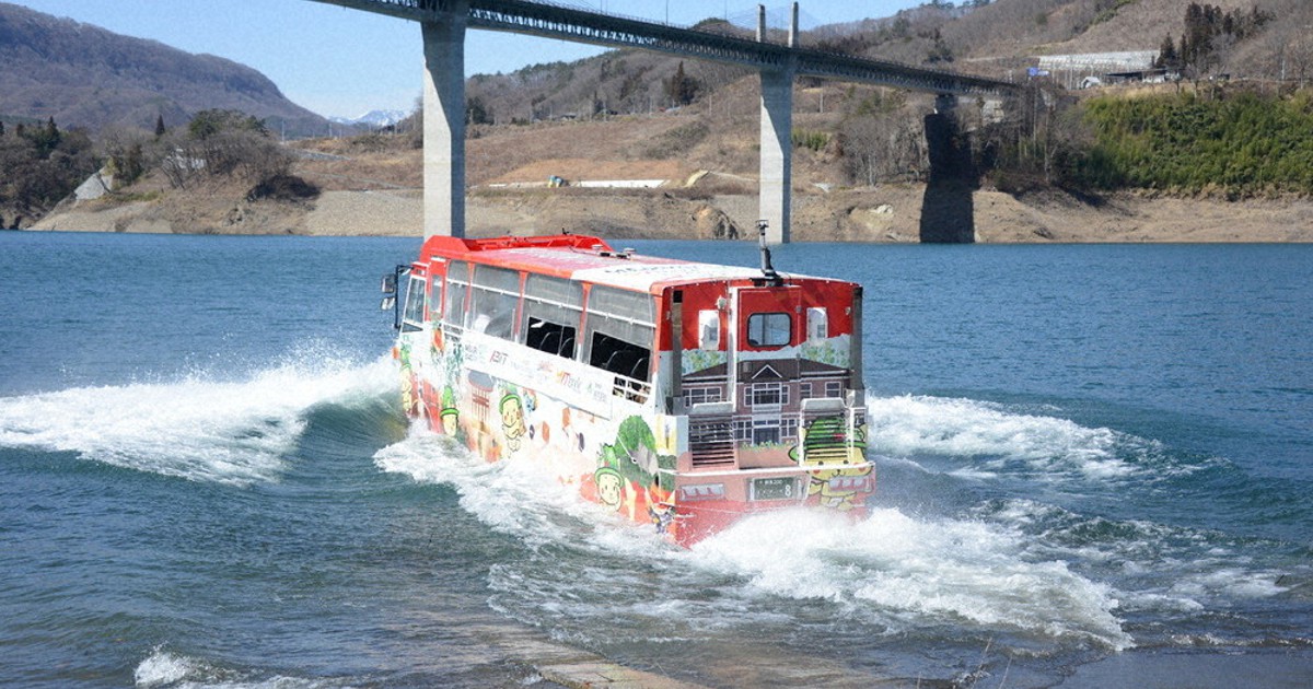 水陸両用バス、無人運行に成功　埼工大が実験「豪雨災害で活用も」