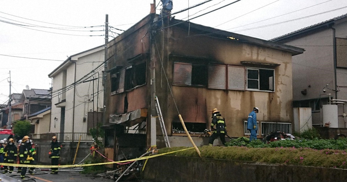 東京・東村山で住宅火災、男女4人死亡
