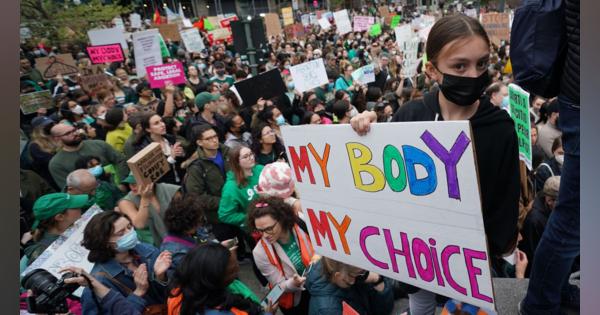 妊娠中絶が禁止に？揺れるアメリカ、混乱の背景とは。トランプ前大統領の影響色濃く【経緯・解説】