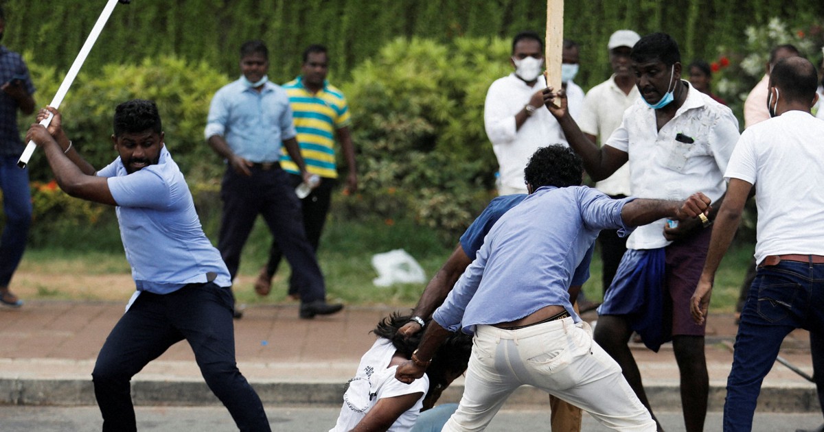 スリランカで反政府デモ激化、7人死亡、220人以上負傷