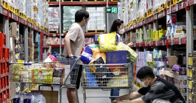 上海市、スーパーなど営業再開　活気戻る