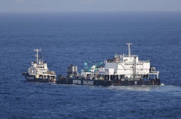 知床事故、19日飽和潜水で捜索　作業船「海進」が網走出港