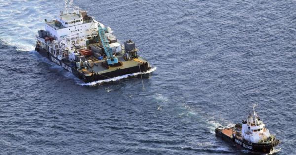 飽和潜水作業船が現場到着　水深１２０メートル、船内捜索へ　北海道・知床観光船沈没