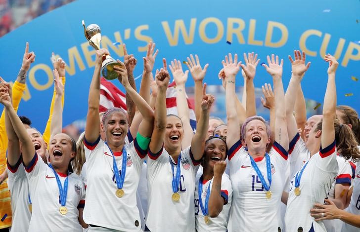 サッカー＝米代表、男女選手がＷ杯含め同額報酬に　世界初