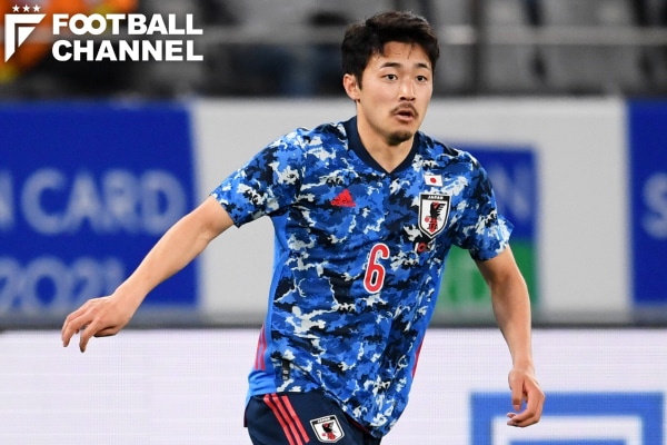“鉄人”になった菅原由勢が1年ぶりのサッカー日本代表復帰。AZで公式戦48試合出場、4つのポジションで獅子奮迅