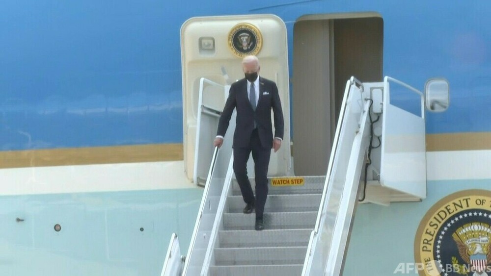 動画：バイデン米大統領、日本到着