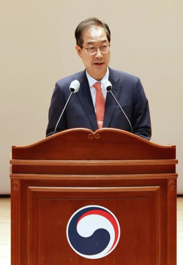 韓国の韓悳洙新首相が就任　格差解消、国民統合訴え