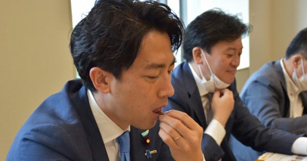 「オレ、今、食べてる」　小泉進次郎氏も関心　議員会館で昆虫食