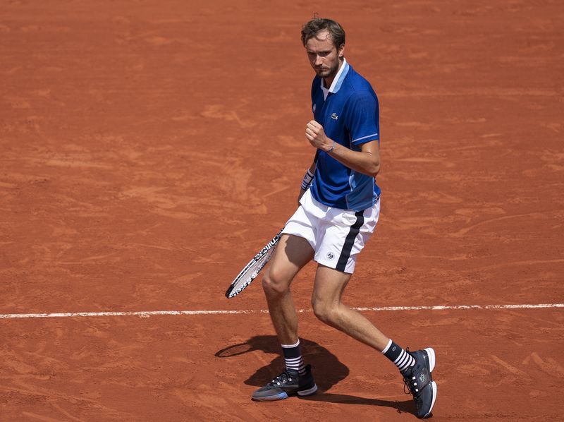 テニス＝第2シードのメドベージェフが4回戦進出、全仏OP男子