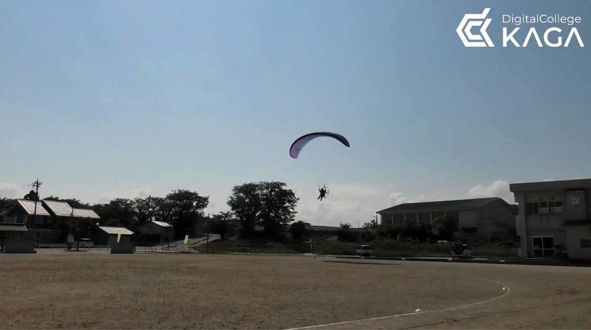 加賀市上空で空飛ぶクルマの実現に向けた飛行実証 - デジタルカレッジKAGA