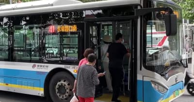 北京でコロナ対策緩和　公共交通機関、商店など段階的に再開