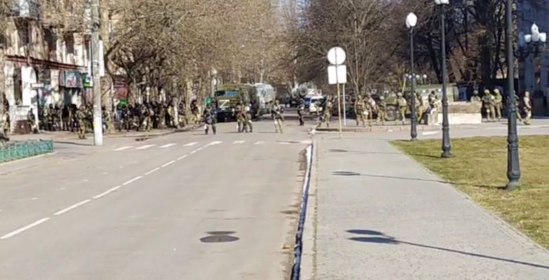 ロシア軍占領の南部ヘルソン、全ての通信遮断＝ウクライナ当局