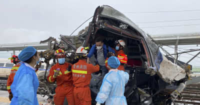 中国貴州省で高速鉄道が脱線　運転士死亡、8人負傷