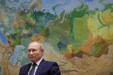 米欧の兵器破壊とプーチン大統領　「クルミを割るように」