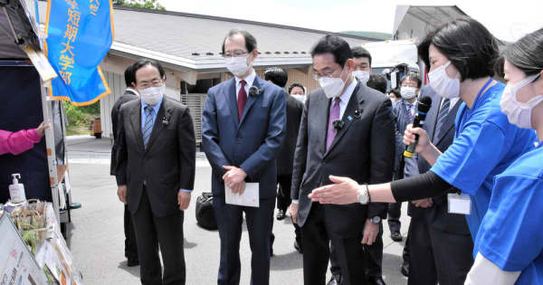 岸田首相が福島・葛尾訪問　復興拠点の避難解除方針を伝達