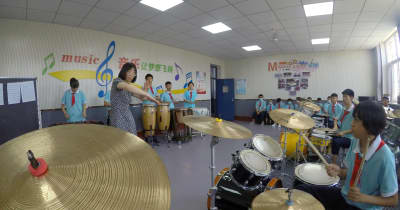 バンド活動で大きく成長、特別支援学校の子どもたち　河北省辛集市