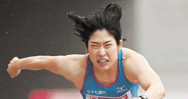 女子100障害　青木益未、届かず2位　陸上日本選手権