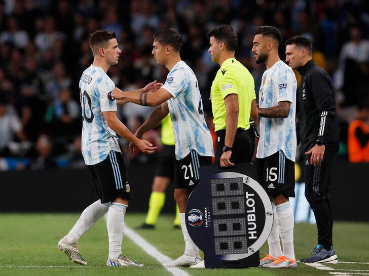 サッカー 選手交代5人制 競技規則として正式に明文化