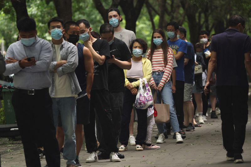北京、バーの集団感染で集団検査　再び封鎖・隔離措置