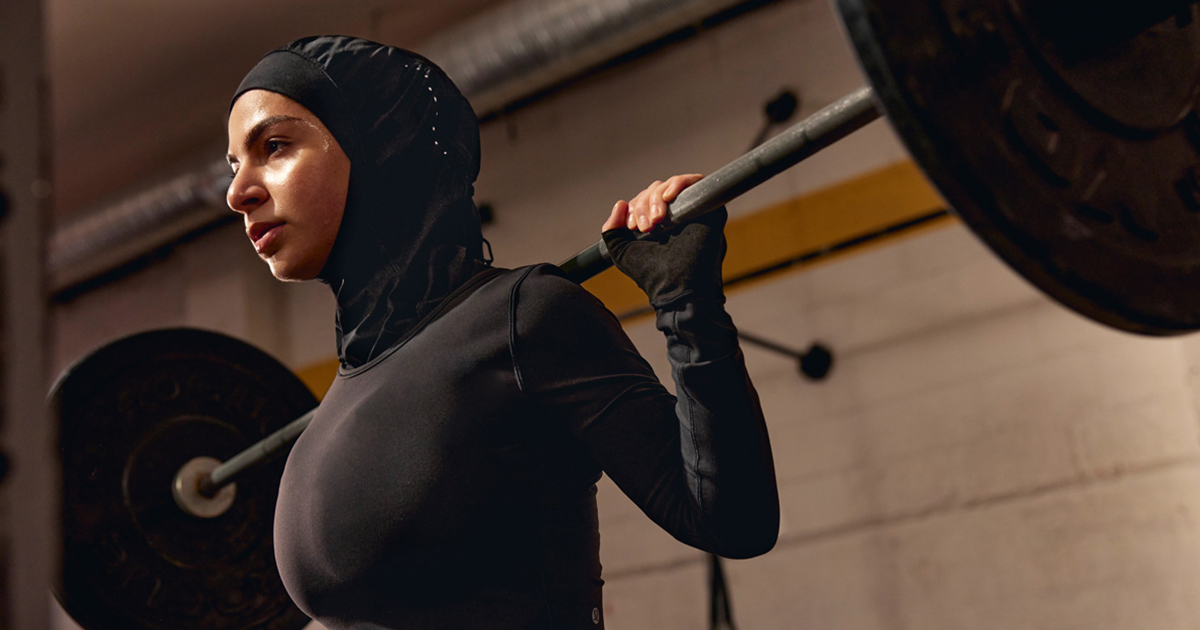 「ルルレモン」、ムスリム女性向けのスポーツ用ヒジャブを発売