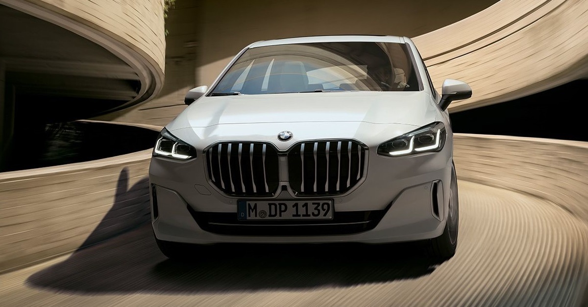 BMW、「2シリーズ アクティブツアラー」新型モデル発売