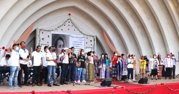 川崎でミャンマー支援のイベント　スーチー氏誕生日ちなみ　抵抗歌を合唱、郷土料理の振る舞いも