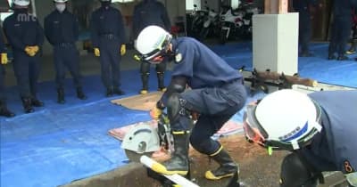 大雨災害に備えて　日南警察署で救助訓練