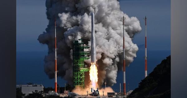 韓国が国産ロケット打ち上げ、衛星の軌道投入目指す