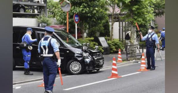 タクシー事故、運転手逮捕　1人重傷、東京・台東