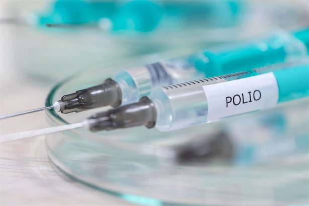 英国で下水からポリオウイルス検出、当局はワクチン接種を呼び掛け
