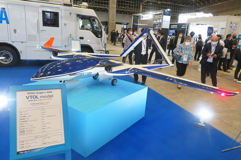 水素燃料で飛ぶ無人航空機「テラドルフィン４３００」のスゴい性能