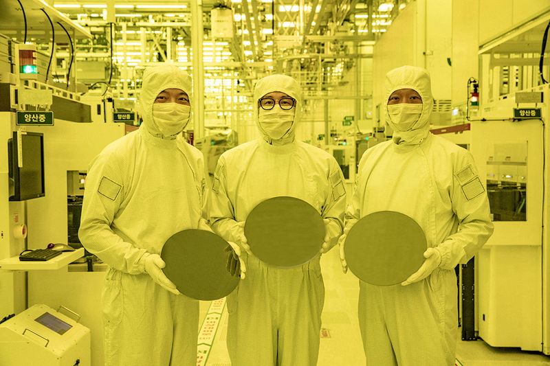 韓国サムスン電子、3ナノ半導体の量産開始　世界初