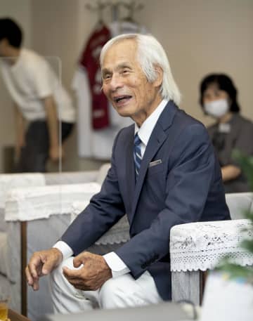 83歳堀江謙一さん「次も挑戦」　ヨット横断、兵庫県知事に報告