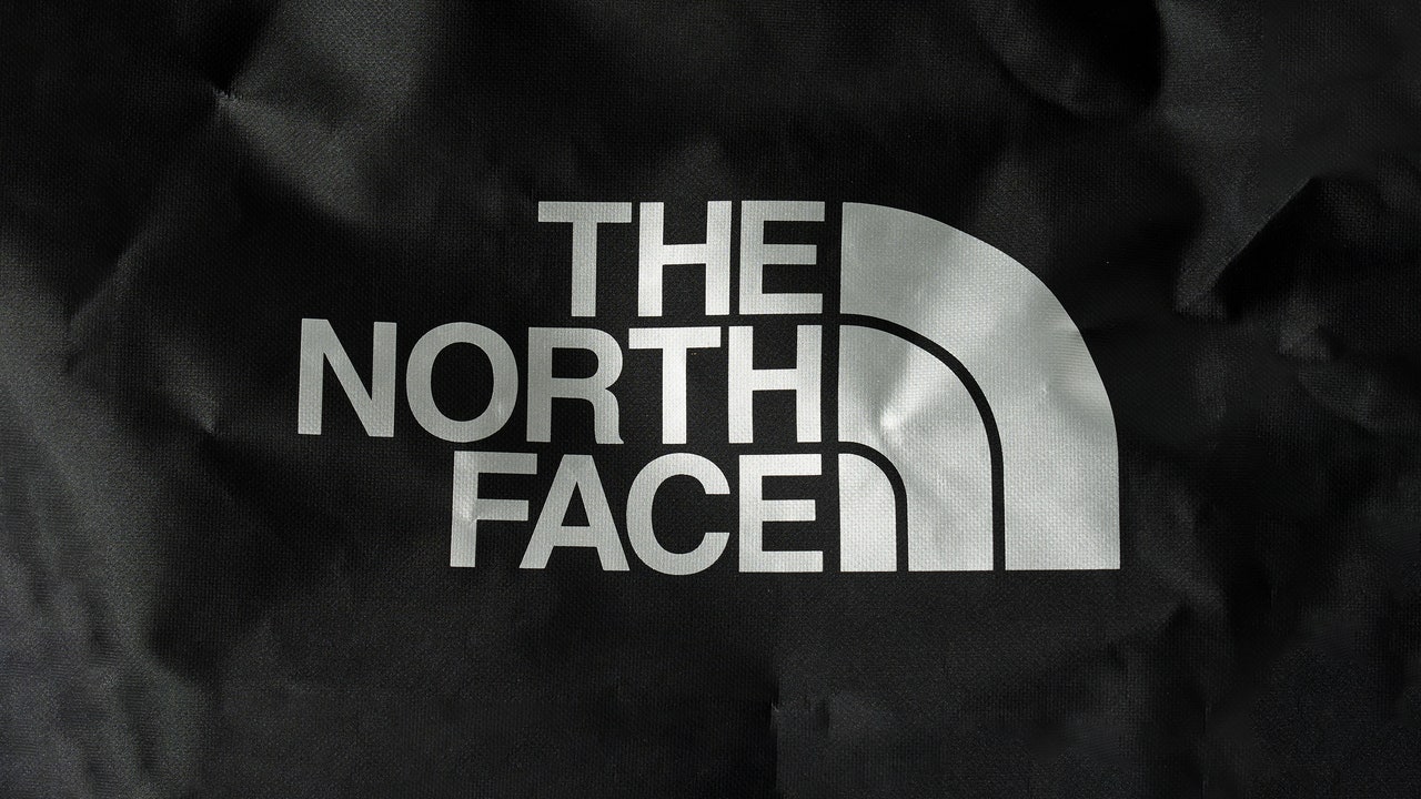 GQエディターが選んだ、ザ・ノース・フェイスのバッグをプレゼント！