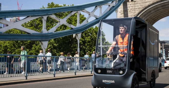 Amazon、ロンドンで電動カーゴバイク配送を開始