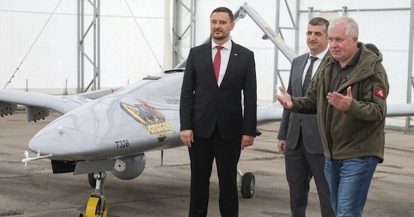 ウクライナ向け無人攻撃機公開 クラファンで資金調達 リトアニア