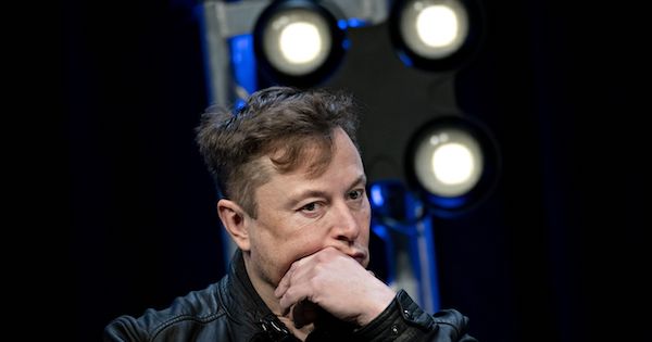 イーロン・マスク氏のツイッター買収合意が深刻な危機に－報道