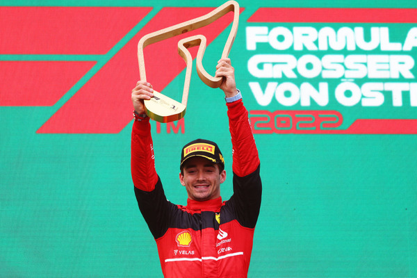 【F1 オーストリアGP】ルクレールが優勝、8戦ぶり今季3度目フェルスタッペンが2位