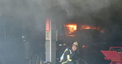 弘前市役所駐車場で火災
