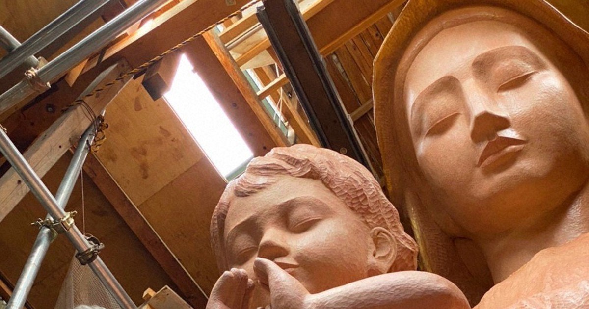 世界最大級の木彫り「マリア像」　長崎・南島原へ　40年かけ制作