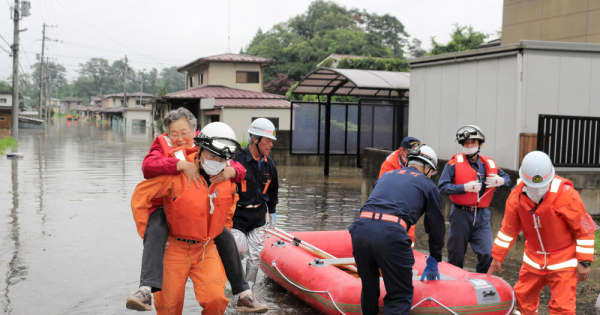 宮城・涌谷、美里で出来川決壊　消防団がボートで住民救出