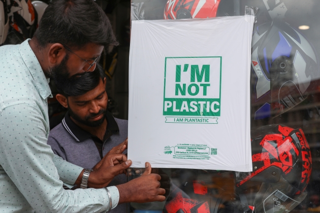 インド：カップ、ストロー、スプーンなど使い捨てプラスチックを禁止