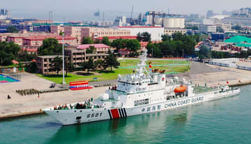 中国の海警艦船、北太平洋へ　76ミリ砲搭載、日本周辺航行